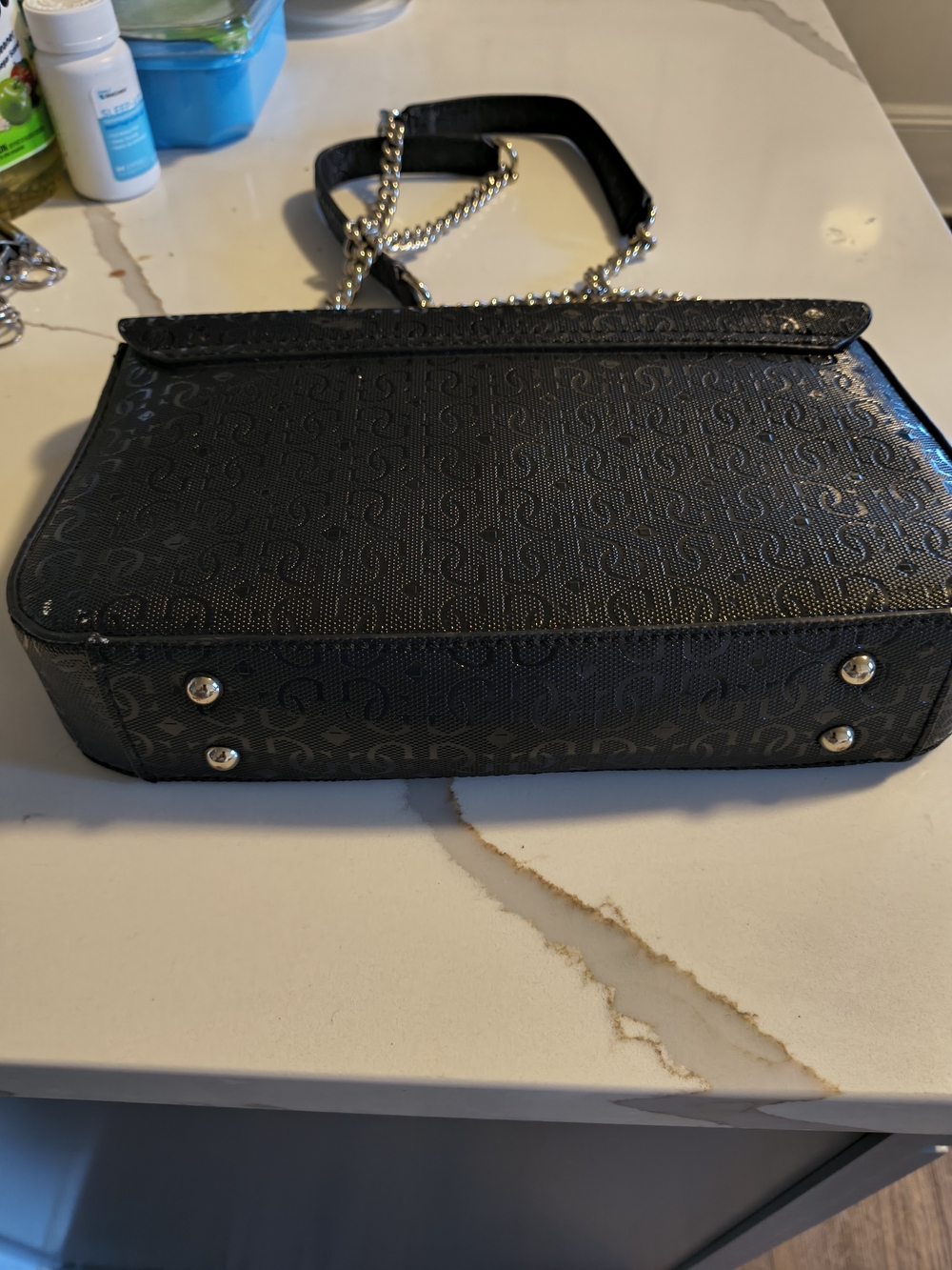 GUESS Black Quilted & Woven Chain Shoulder Bag - Picture 3 of 6